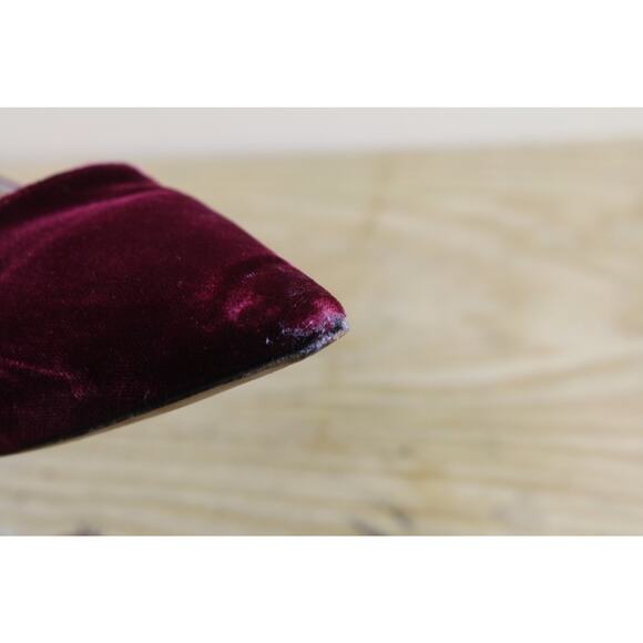 Jimmy Choo Shoes 40.5 Red Velvet Alia Kitten Heel Pumps Italy - Picture 8 of 10